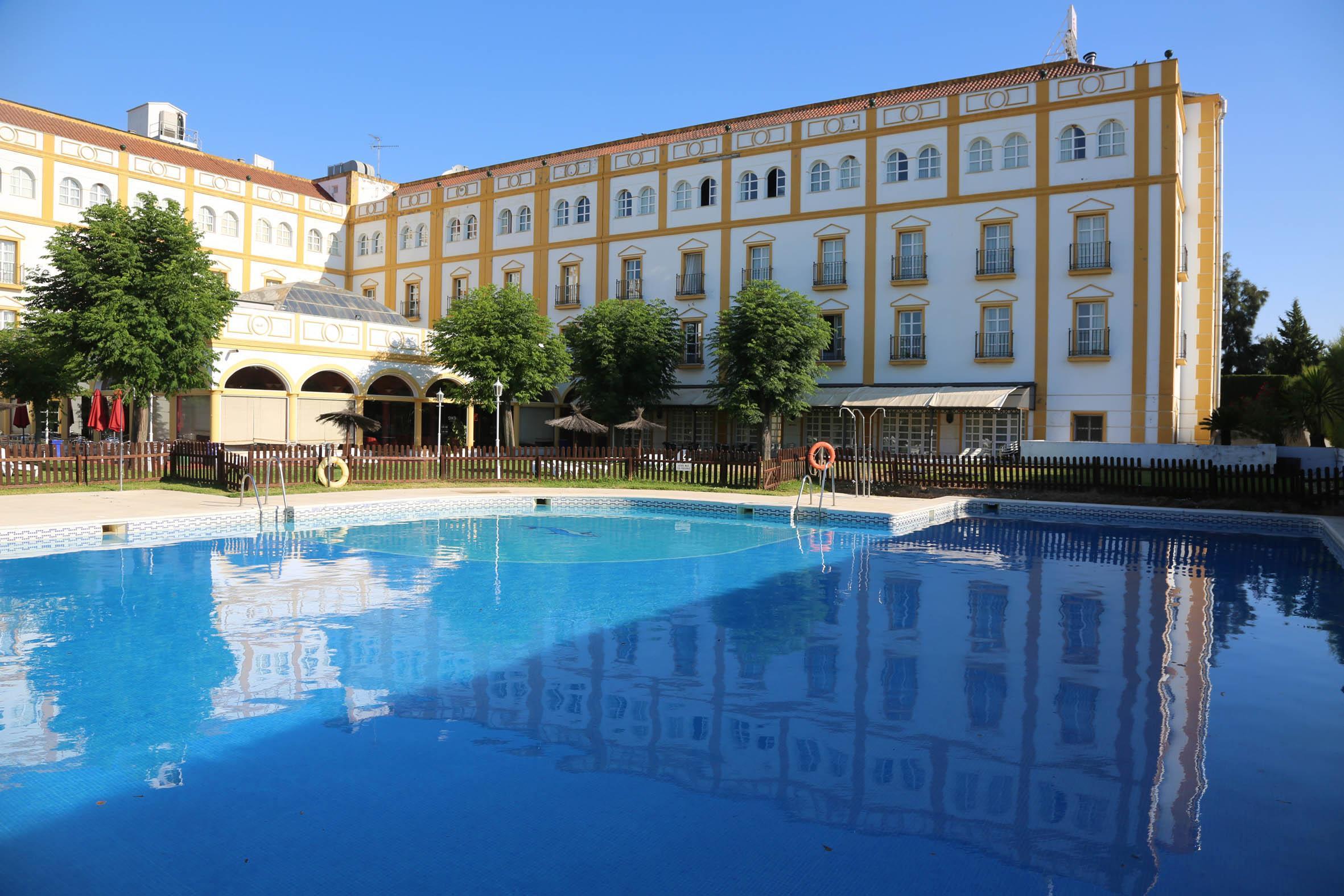 Exe Gran Hotel Solucar Санлукар-ла-Майор Экстерьер фото